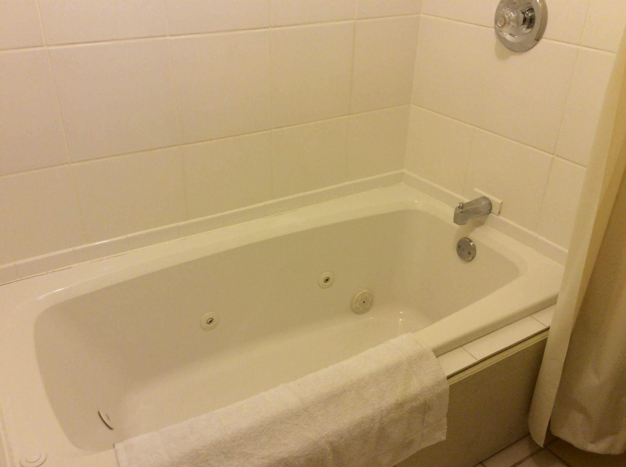 Regency Inn Bridgeport-Frankenmuth Экстерьер фото