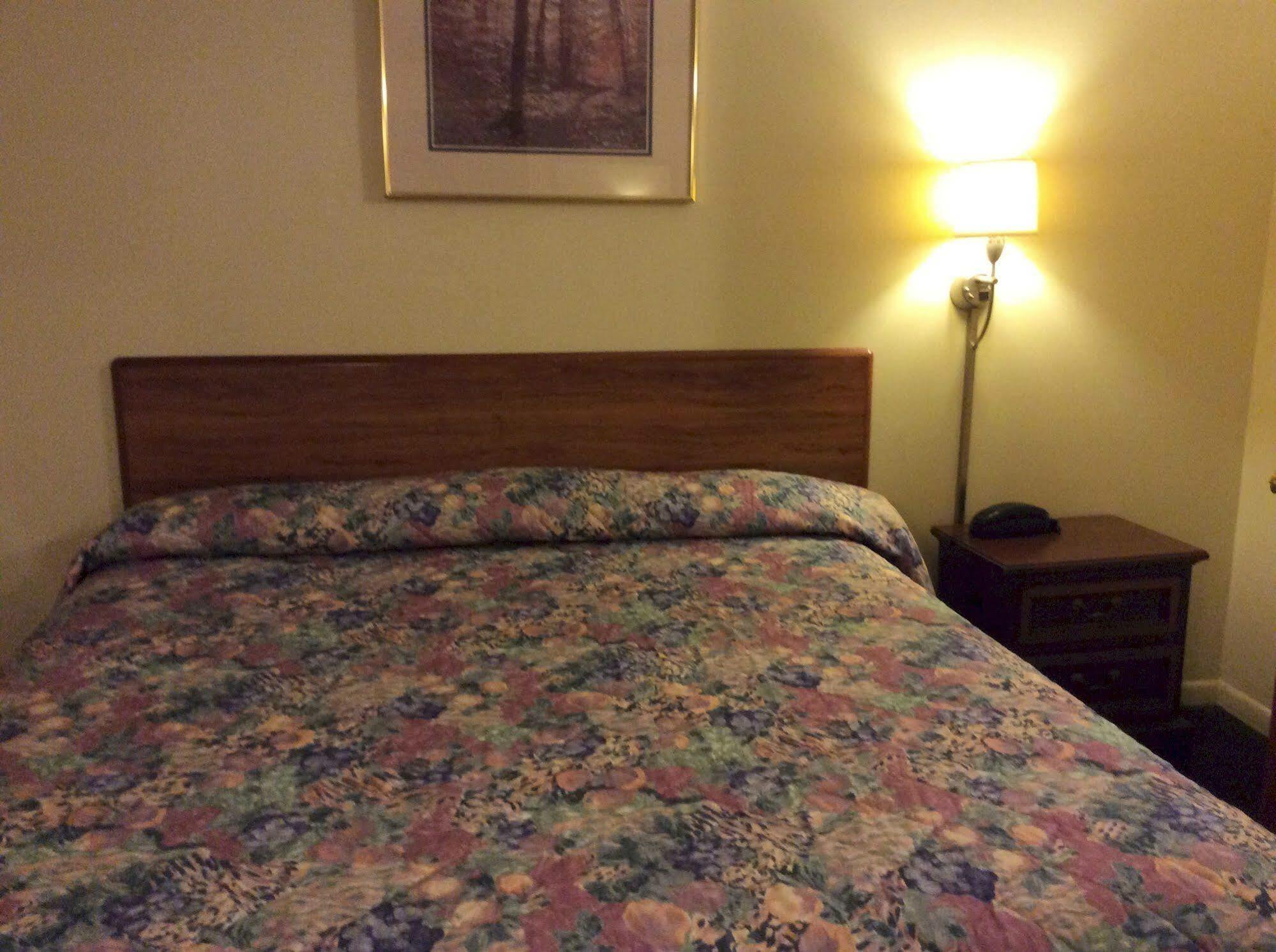 Regency Inn Bridgeport-Frankenmuth Экстерьер фото